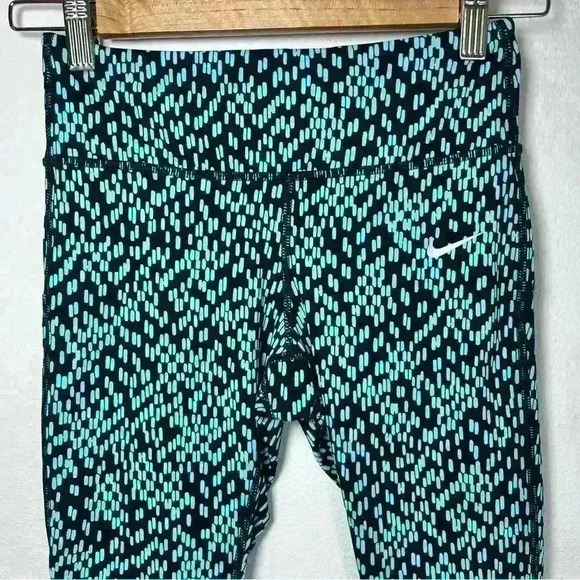 Nike Women’s Pro Geometric Dri-Fit Black Teal 3/4 Leggings Size XS - Picture 3 of 16